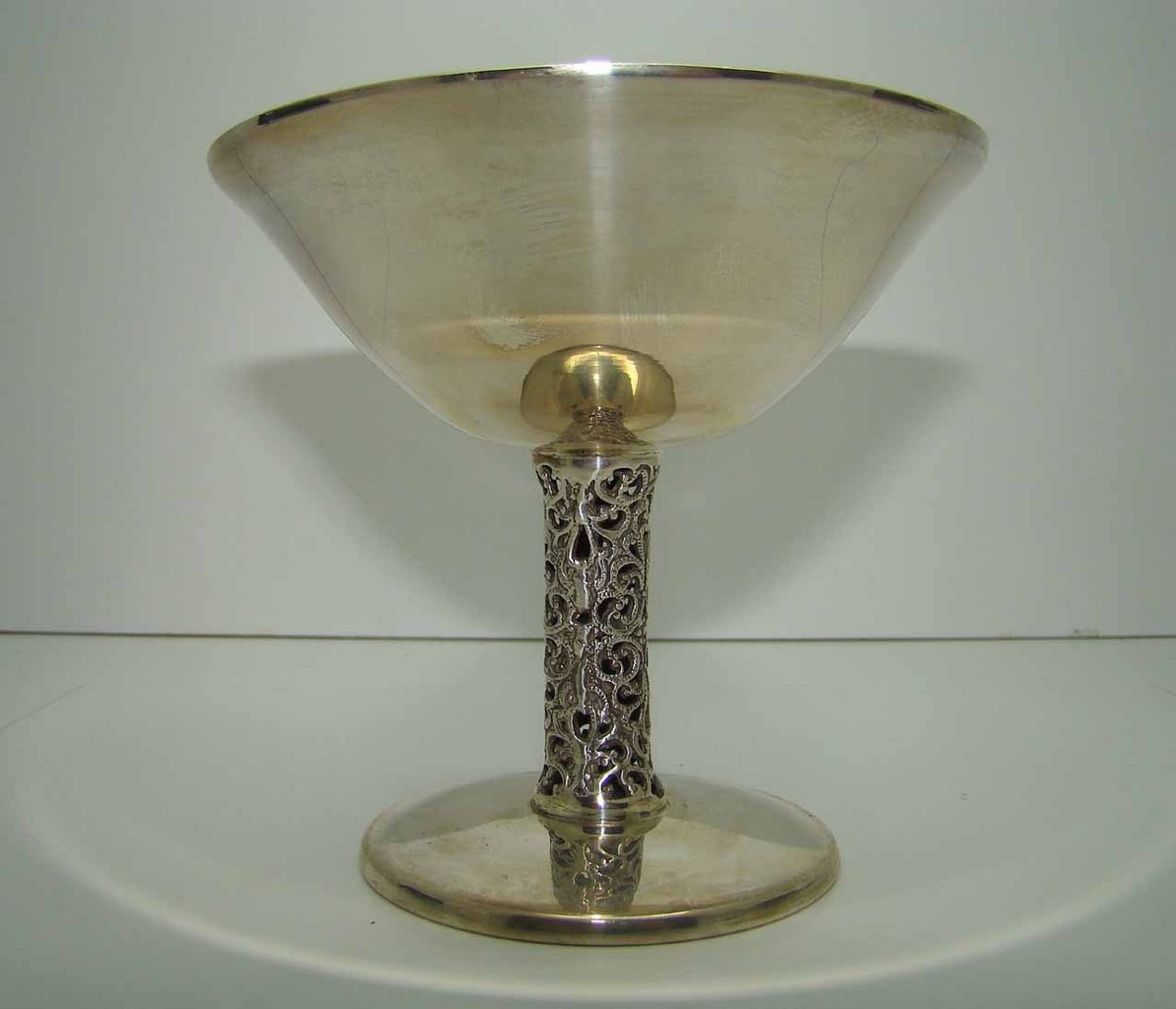 Sparkling beaker in solid silver 800/1000