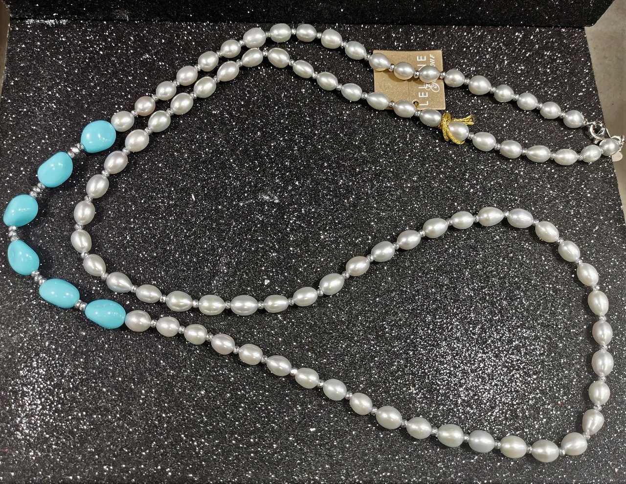 Le Lune Jewelry pearls